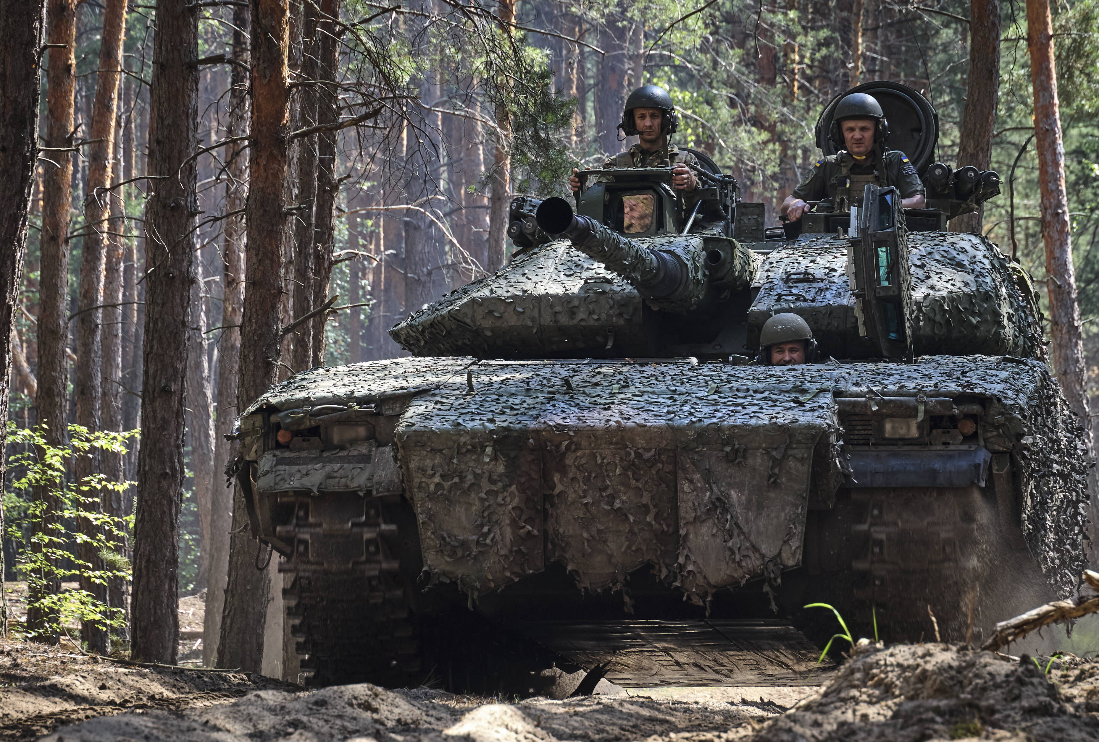 Українські військові, фотоілюстрація. Fot. PAP/EPA/SERGEY KOZLOV