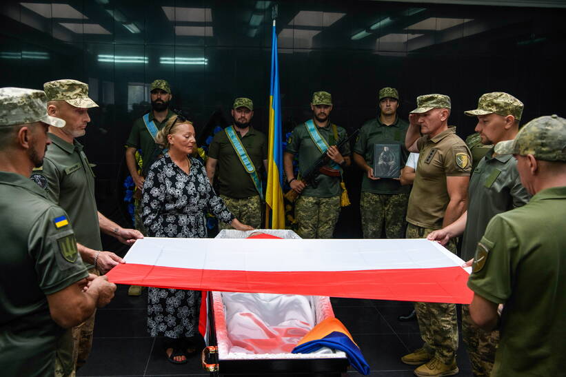 Прощання з Пшемиславом Расевичем-Кучинським. Fot. PAP/Vladyslav Musiienko