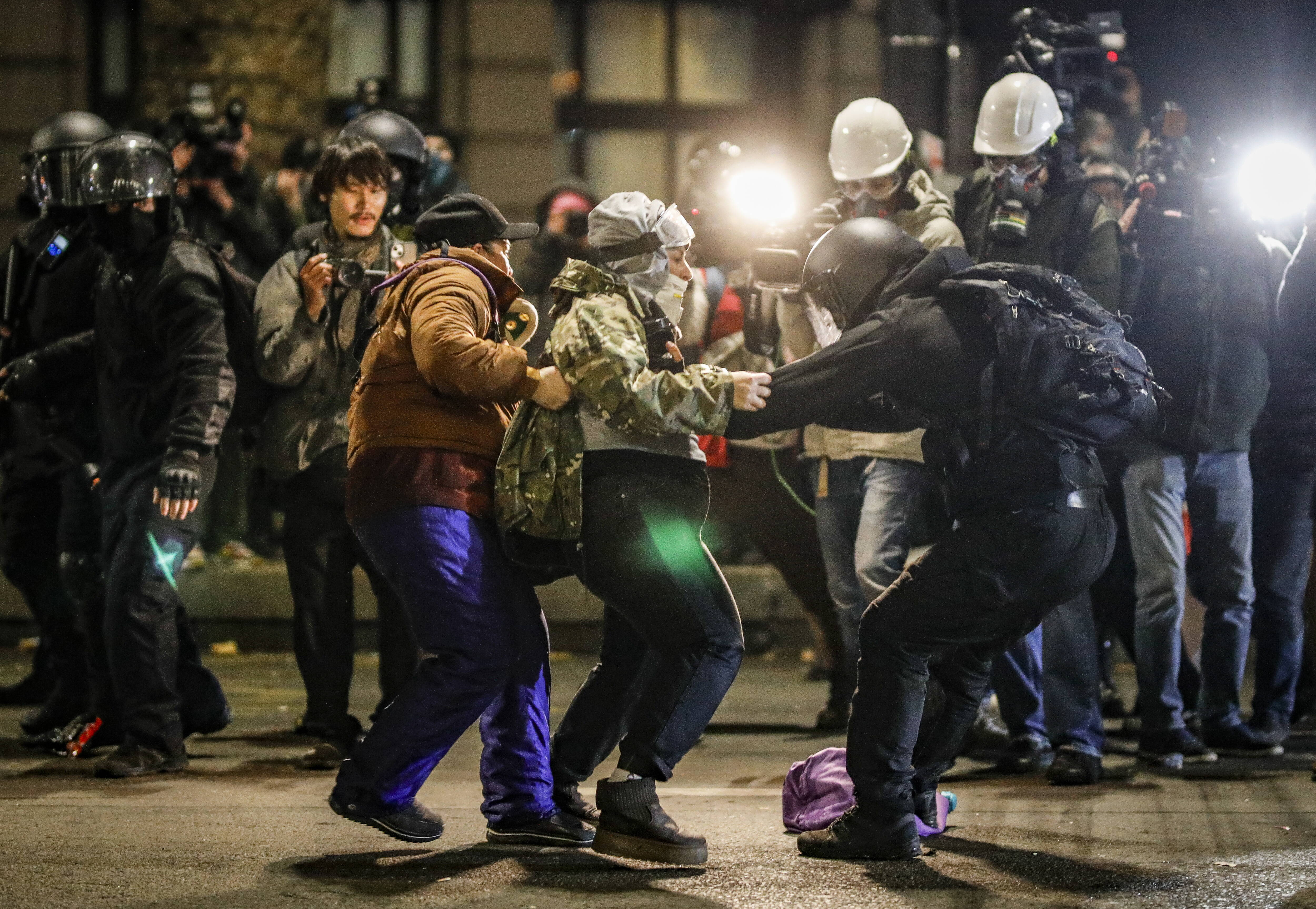 Протест в Тбілісі. Fot. PAP/EPA/DAVID MDZINARISHVILI