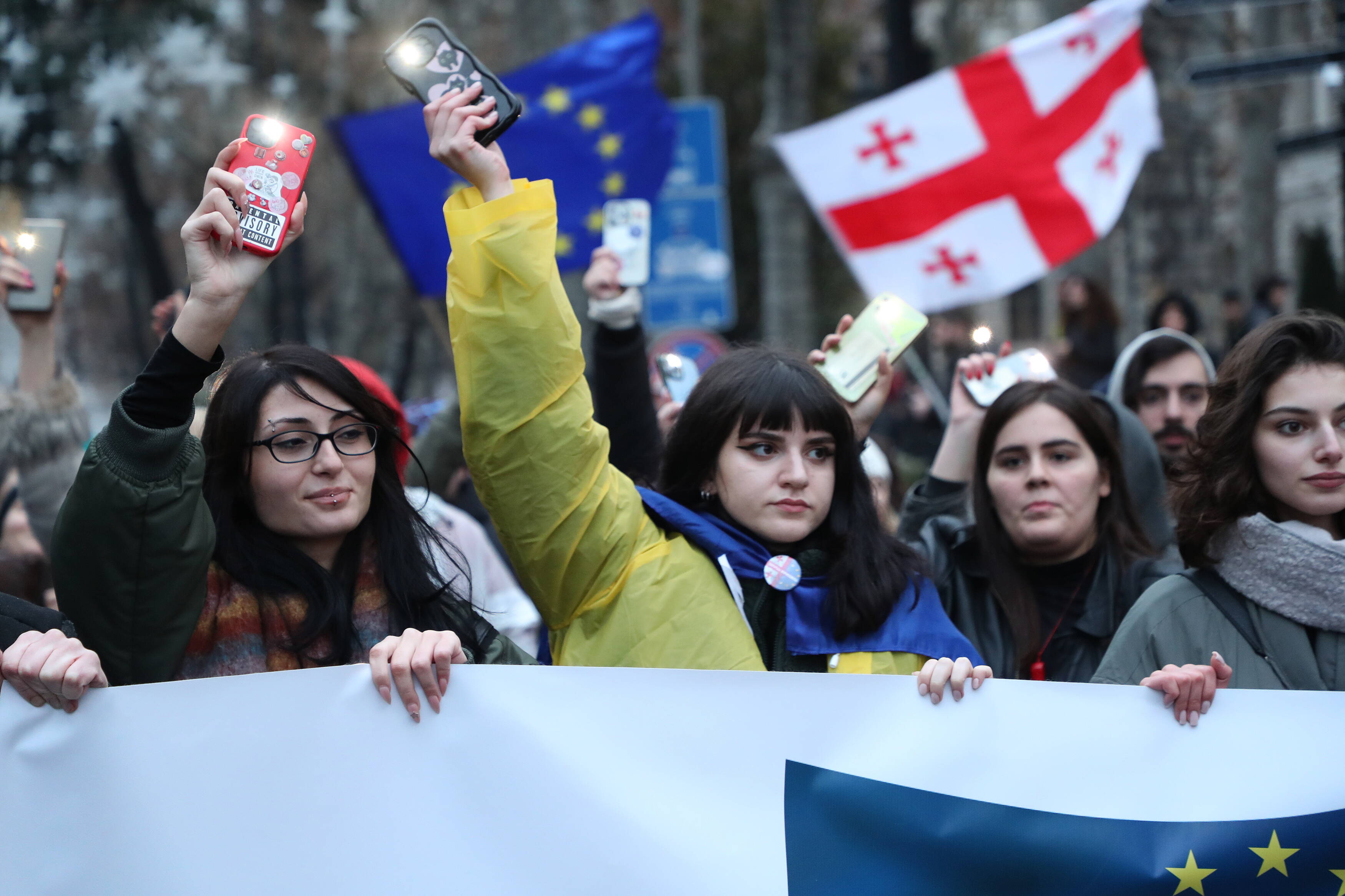 Протести в Грузії Fot. PAP/EPA/DAVID MDZINARISHVILI