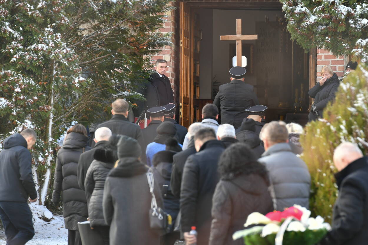 Pogrzeb jednej z ofiar eksplozji w Przewodowie, Fot. PAP/Wojtek Jargiło