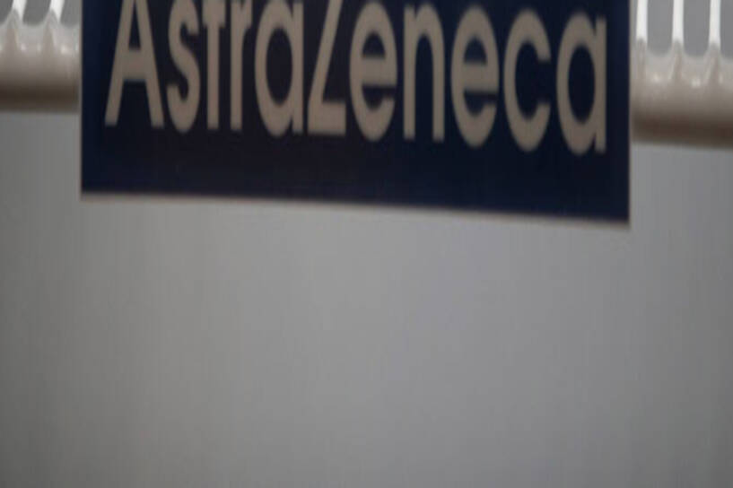 Szczepionka AstraZeneca Fot. PAP/EPA/RUNGROJ YONGRIT 