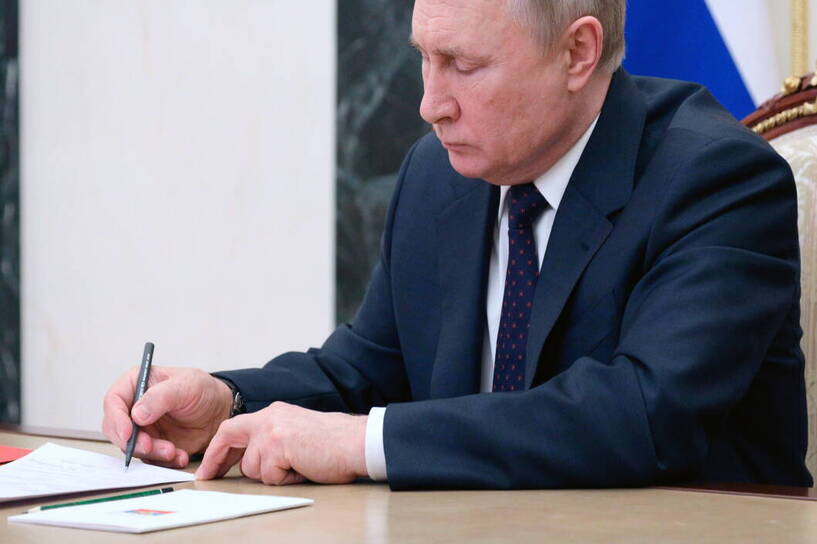 Władimir Putin. Fot. PAP/EPA/MIKHAIL KLIMENTYEV