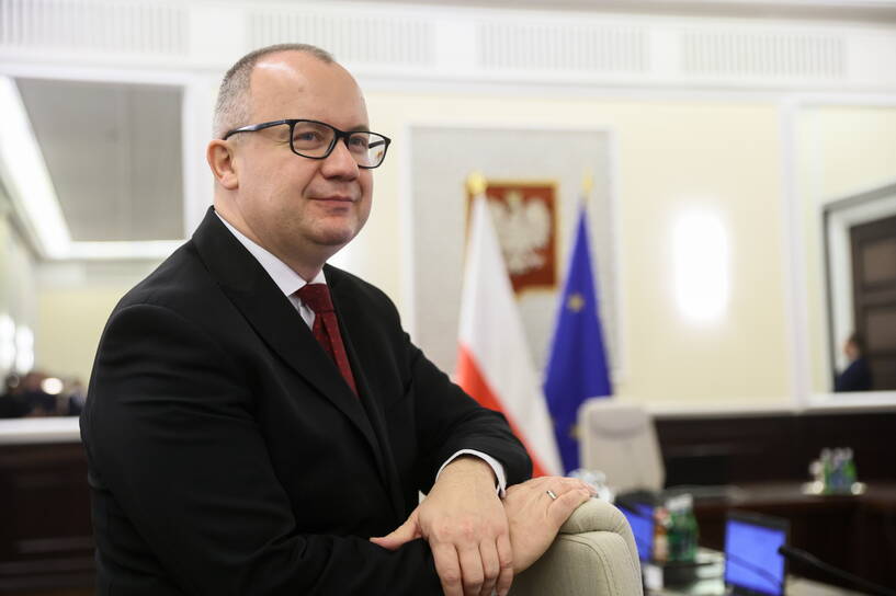 Minister sprawiedliwości Adam Bodnar przed rozpoczęciem posiedzenia rządu, fot. PAP/Leszek Szymański