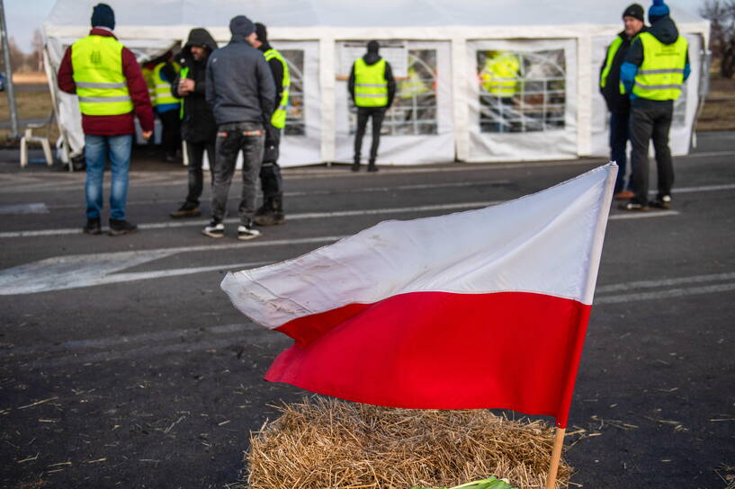 Protest rolników przy polsko-ukraińskim przejściu granicznym w Dorohusku, fot. PAP/Wojtek Jargiło