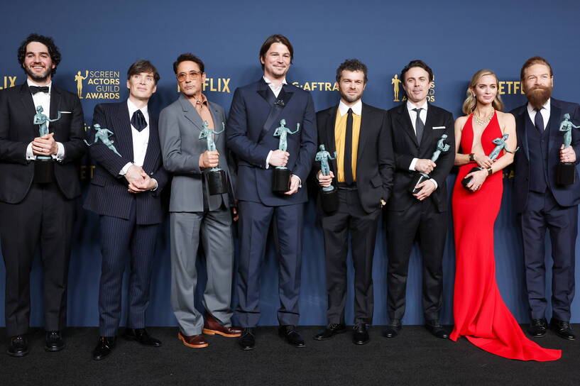 Benny Safdie, Cillian Murphy, Robert Downey Jr., Josh Hartnett, Alden Ehrenreich, Casey Affleck, Emily Blunt, Kenneth Branagh. Fot. PAP/EPA/CAROLINE BREHMAN 