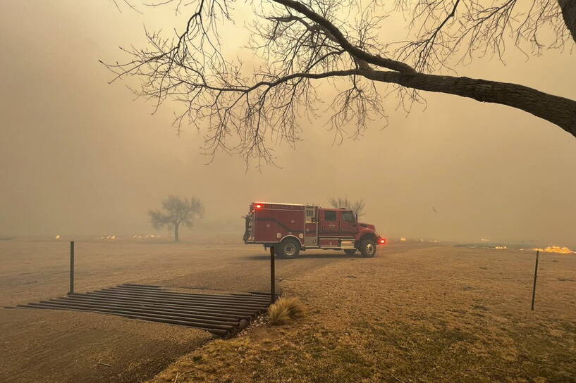 Pożar w Teksasie Fot. PAP/EPA/GREENVILE, TX FIRE-RESCUE
