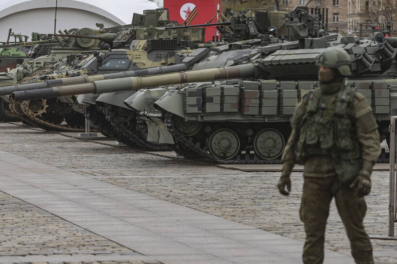 Rosyjska wystawa sprzętu wojskowego zdobytego w Ukrainie Fot. SERGEI ILNITSKY/PAP/EPA