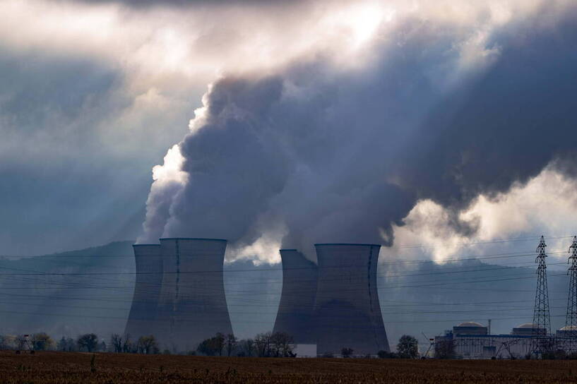 Elektrownia jądrowa w we Francji - zdjęcie ilustracyjne, fot. Durand Thibaut/ABACA
