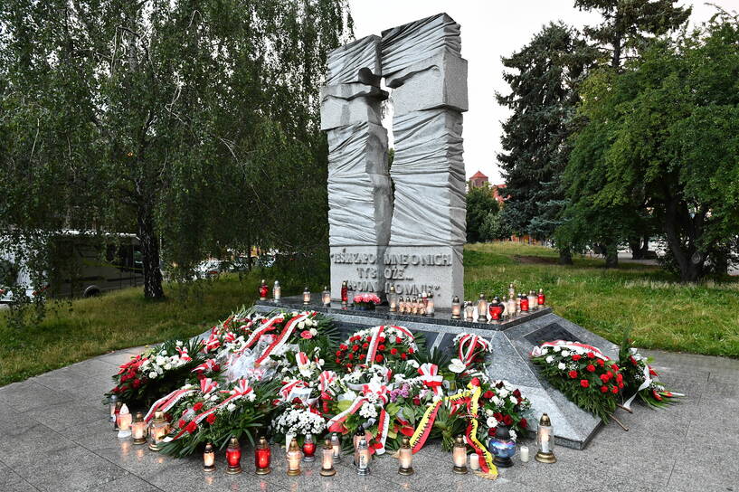 Pomnik Pomordowanych na Kresach. Fot. PAP/Maciej Kulczyński