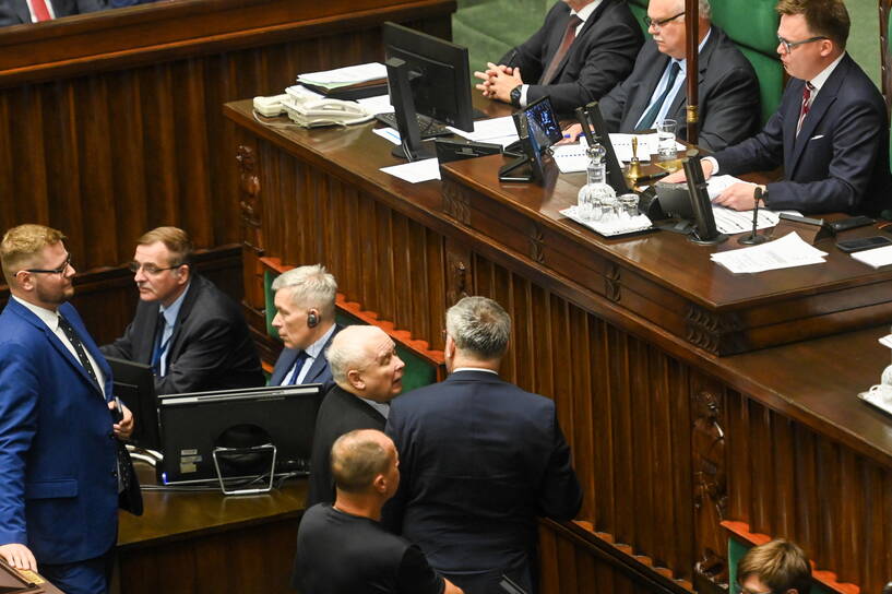 Posłowie na sali obrad Sejmu Fot. PAP/Piotr Nowak 