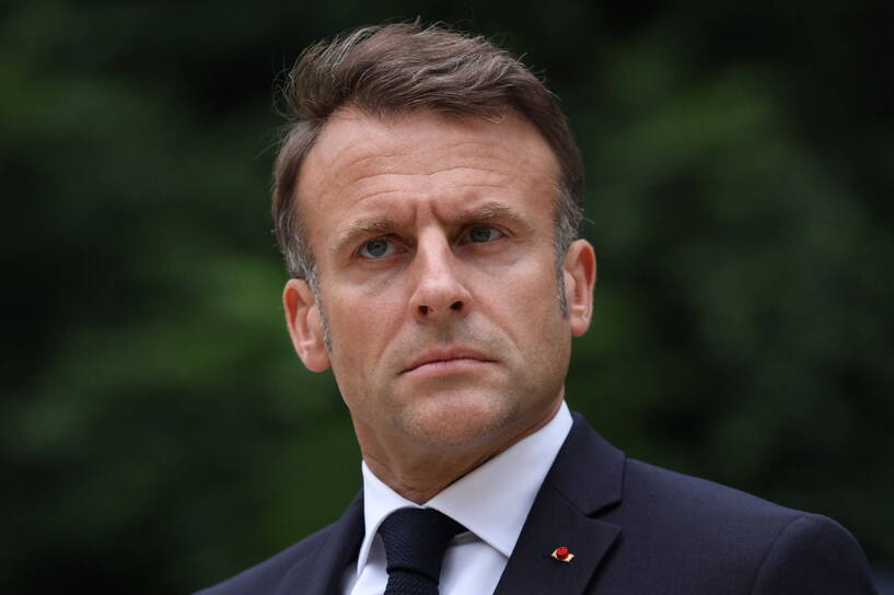Prezydent Francji Emmanuel Macron. Fot. PAP/EPA/AURELIEN MORISSARD / POOL 
