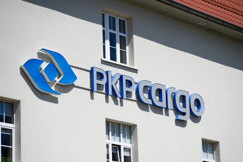 Logo PKP Cargo Fot. PAP/Jakub Kaczmarczyk