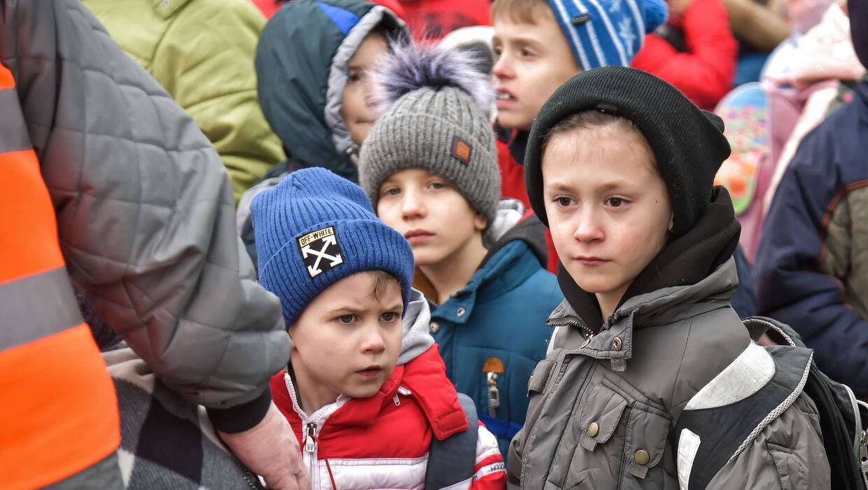 Ukraińskie dzieci. Fot. PAP/Vitaliy Hrabar