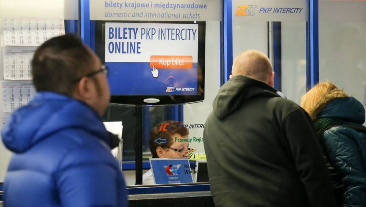 PKP Intercity obniży od września ceny biletów. Fot. PAP/P. Supernak