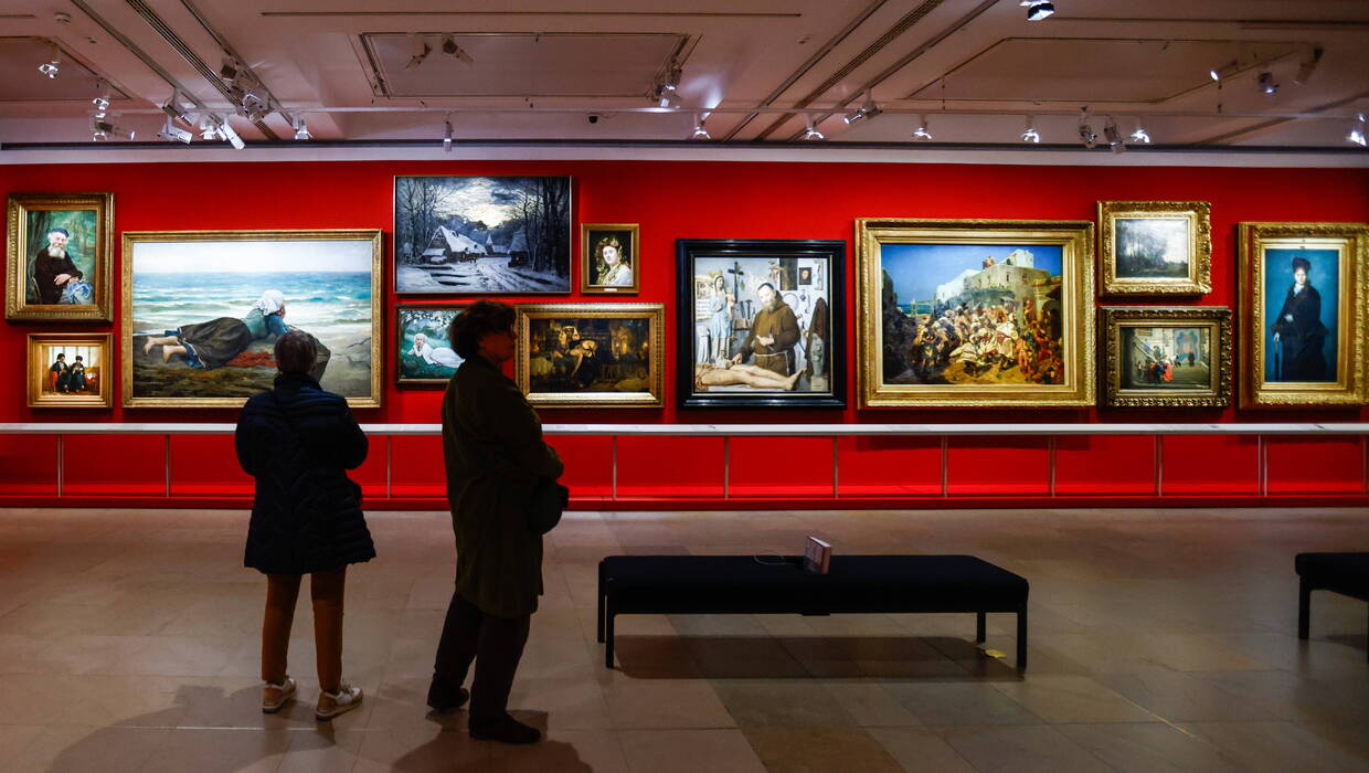 Wystawa „Paryż 1874. Wymyślić impresjonizm” w paryskim Musée d'Orsay. Fot. PAP/EPA/Mohammed Badra
