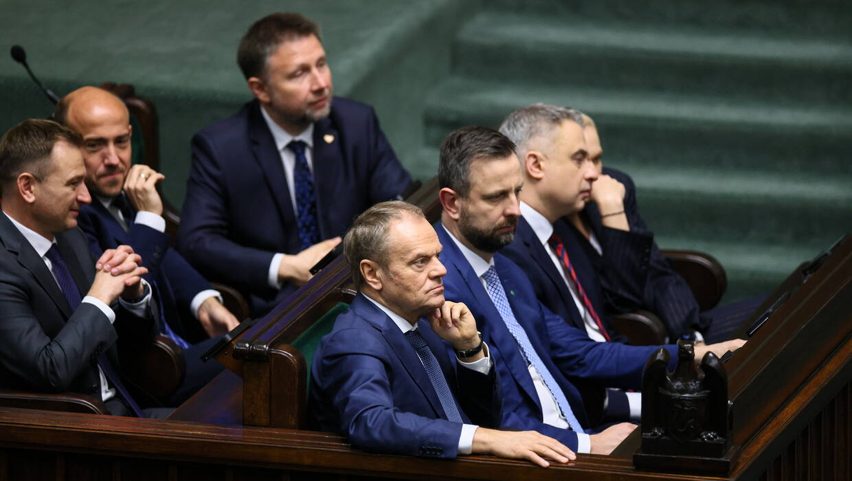 Członkowie rządu w ławach sejmowych Fot. PAP/Leszek Szymański 