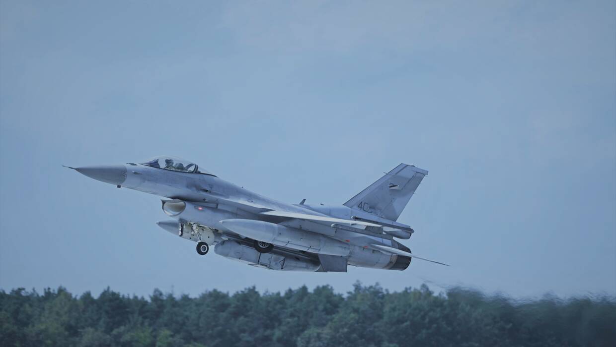 F-16 Fot. PAP/Grzegorz Michałowski (zdjęcie ilustracyjne)