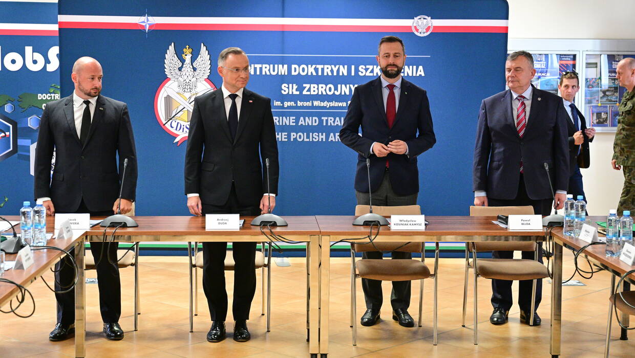 Narada z dowódcami wojskowymi przed Szczytem NATO. Fot. PAP/Tytus Żmijewski