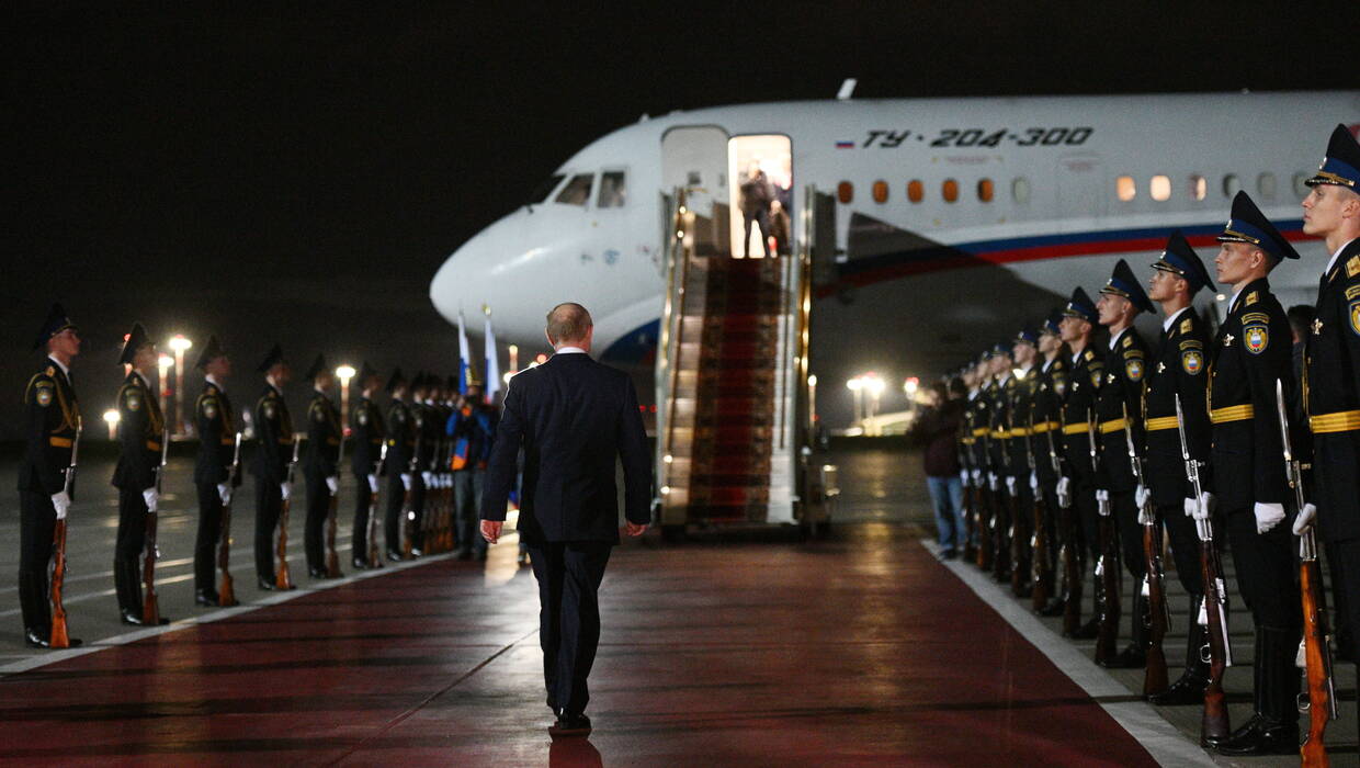 Władimir Putin wita więźniów wypuszczonych w ramach wymiany więźniów Rosji i krajów Zachodu, fot. PAP/EPA/KIRILL ZYKOV/SPUTNIK/KREMLIN POOL