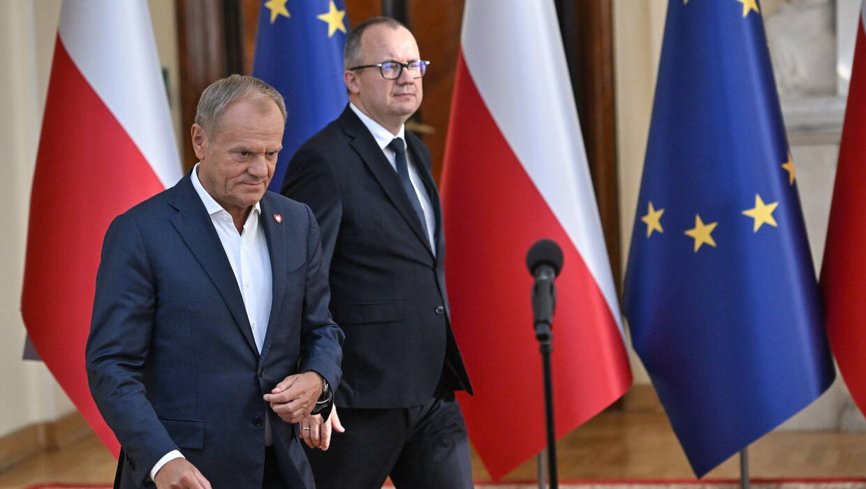 Premier Donald Tusk (L) i minister sprawiedliwości, prokurator generalny Adam Bodnar (P). Fot. PAP/	Radek Pietruszka