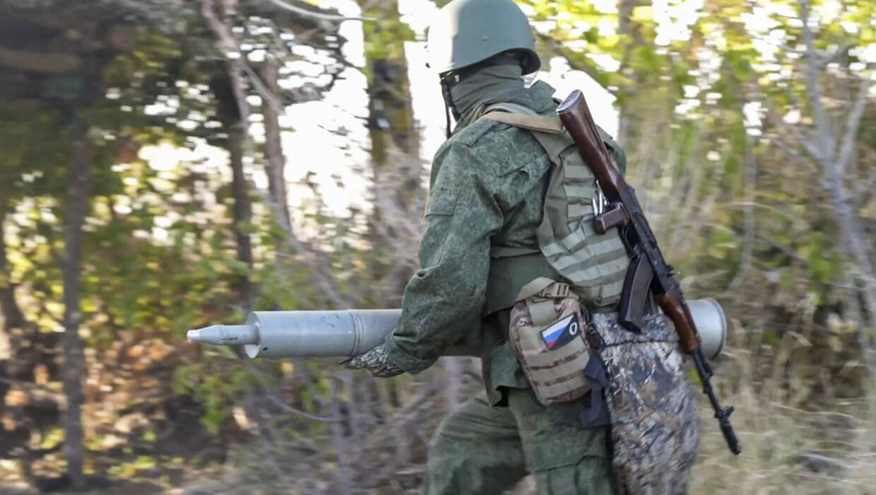 Zdjęcie z filmu udostępnionego przez prasę rosyjskiego Ministerstwa Obrony. Fot. PAP/EPA/RUSSIAN DEFENCE MINISTRY PRESS SERVICE/HANDOUT