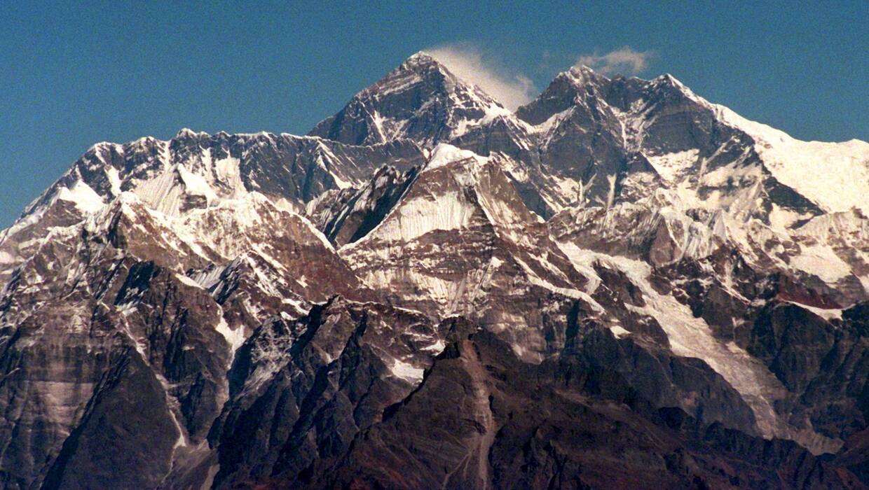 Mount Everest. Fot. PAP/EPA/MARTIN ATHENSTAEDT