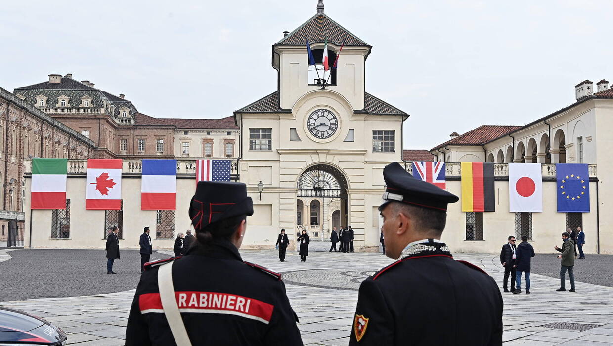 Carabinieri (zdjęcie ilustracyjne). Fot. EPA/ALESSANDRO DI MARCO