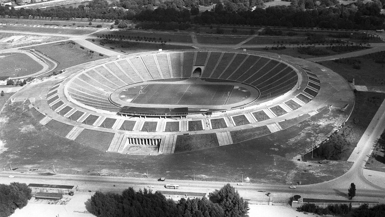 Warszawa 1963 r. Stadion Dziesięciolecia Dziesięciolecia. Fot. PAP/Henryk Grzęda