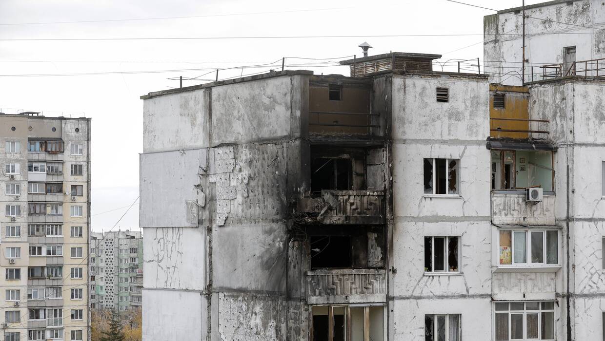 Zmniszczone budynki w Kijowie Fot. PAP/EPA/SERGEY DOLZHENKO