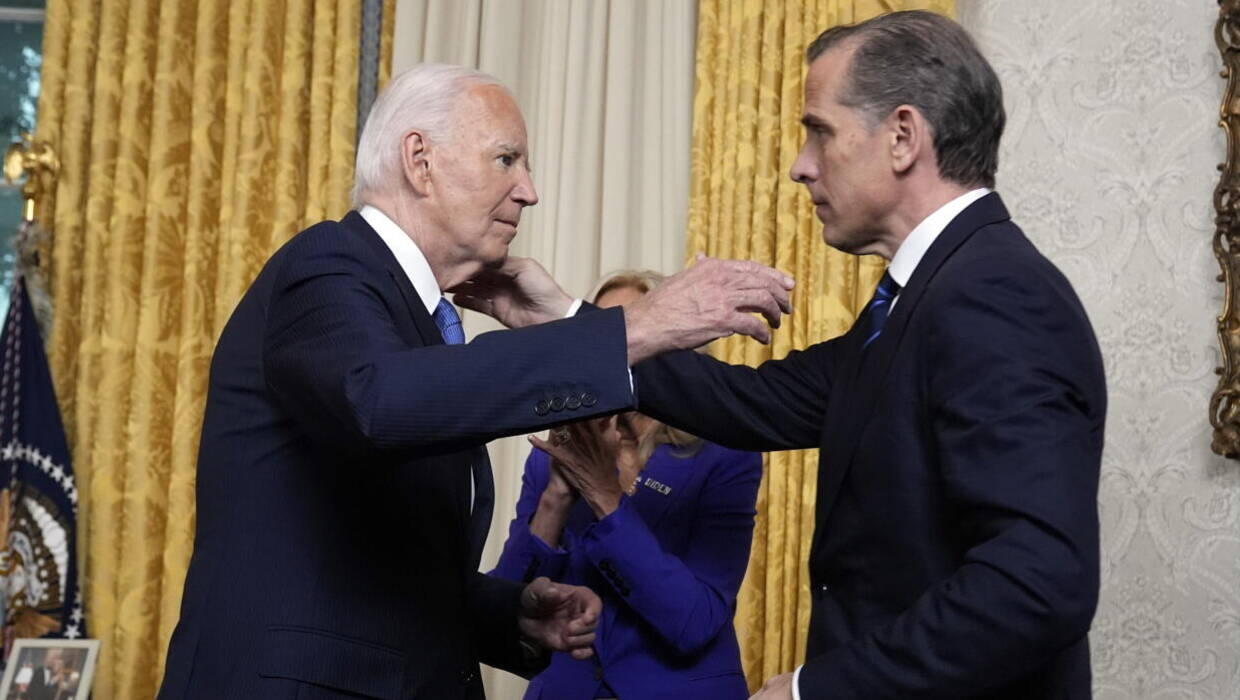 Joe Biden, Hunter Biden. Fot. PAP/EPA/EVAN VUCCI