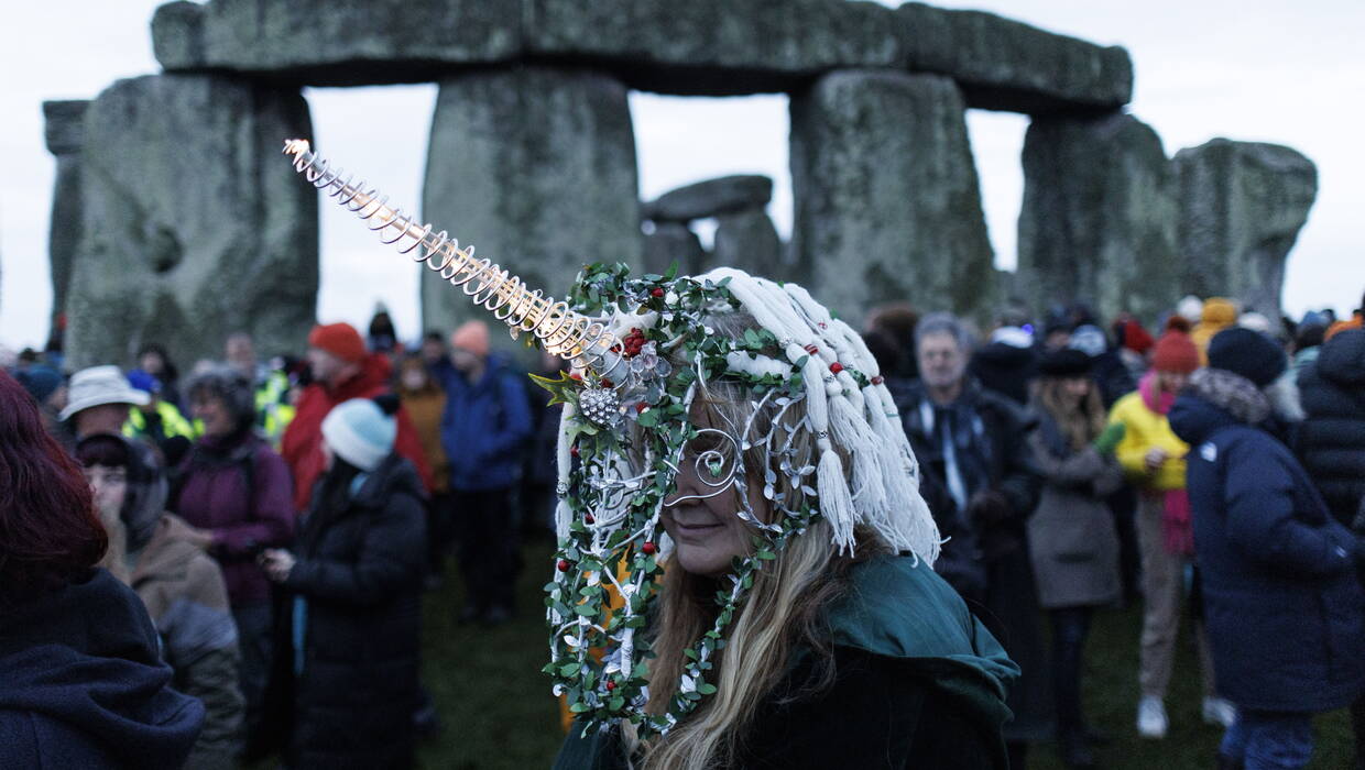 Obchody przesilenia na stanowisku archeologicznym Stonehenge Fot. PAP/EPA/TOLGA AKMEN