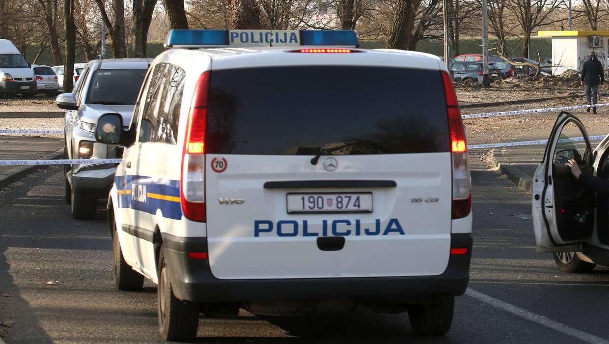 Radiowóz policji Fot. PAP/EPA/ANTONIO BAT