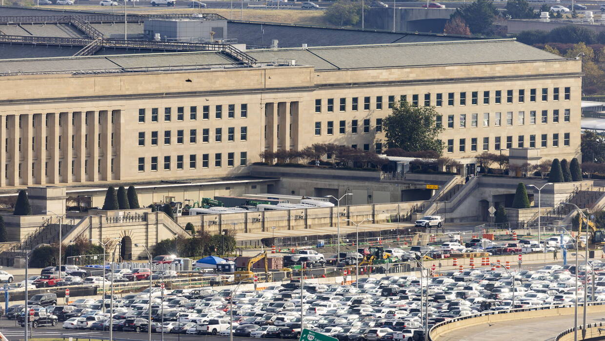 Pentagon. Fot. EPA/JIM LO SCALZO