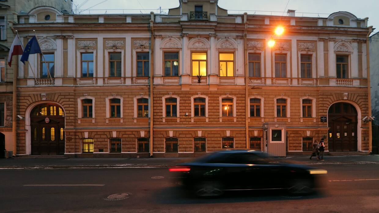 Polski konsulat generalny w Petersburgu, fot. PAP/EPA/ANATOLY MALTSEV