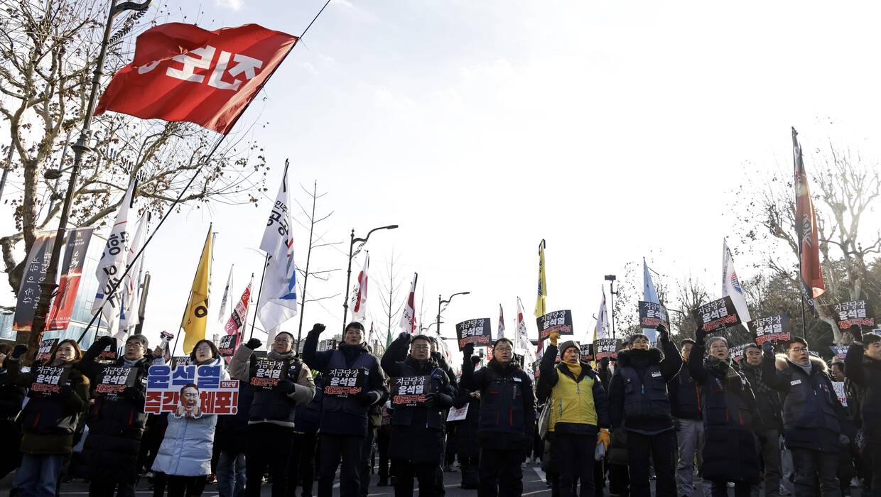 Protest po decyzji na temat aresztowania prezydenta Jun Suk Jeola Fot. PAP/EPA/JEON HEON-KYUN