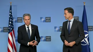 Sekretarz stanu USA Antony Blinken i Szef NATO Mark Rutte. Fot. EPA/Nicolas Tucat