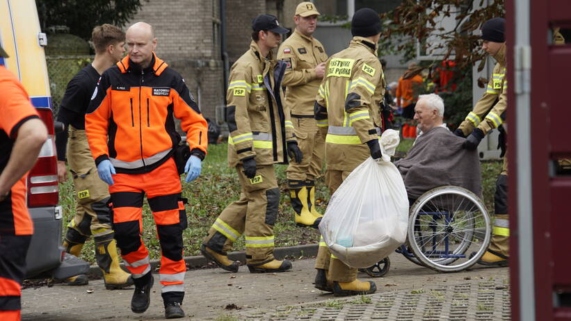 Szpital w Nysie został całościowo ewakuowany, fot. PAP/Sławomir Pabian