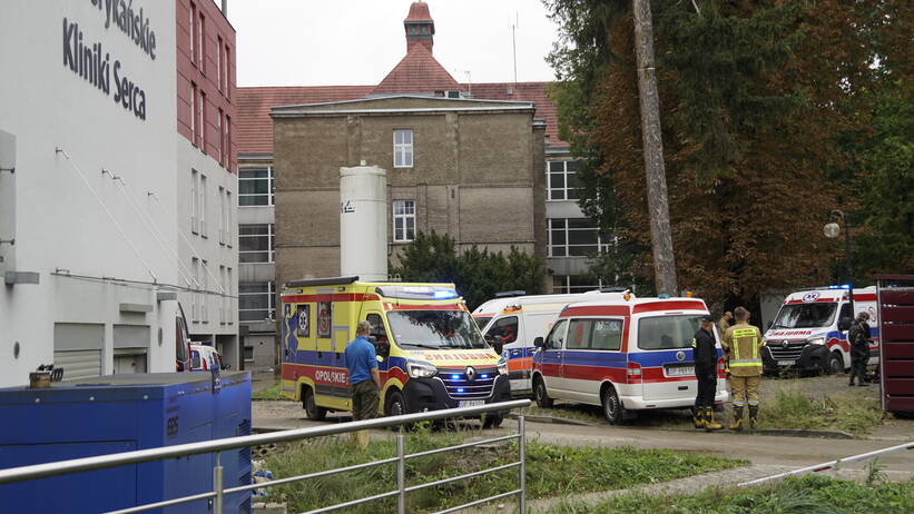 Szpital w Nysie został całościowo ewakuowany, fot. PAP/Sławomir Pabian