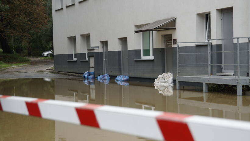 Szpital w Nysie został całościowo ewakuowany, fot. PAP/Sławomir Pabian