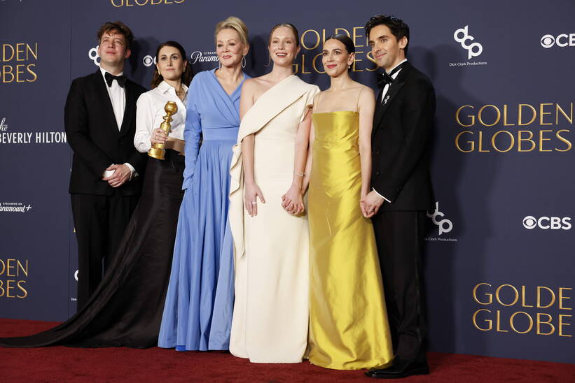 Adam Bricker, Jen Statsky, Jean Smart, Hannah Einbinder, Lucia Aniello, and Paul W. Downs.Fot. PAP/EPA/CAROLINE BREHMAN