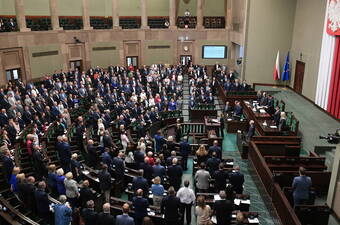 Posłowie na sali obrad Sejmu Fot. PAP/Marcin Obara