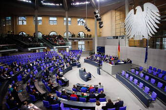 Bundestag, zdjęcie ilustracyjne, fot. PAP/EPA/CLEMENS BILAN