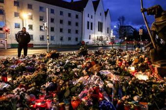 Miejsce ataku terrorystycznego w Magdeburgu Fot. PAP/EPA/FILIP SINGER